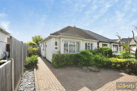 2 bedroom bungalow for sale, Downesway, Benfleet, Essex, SS7
