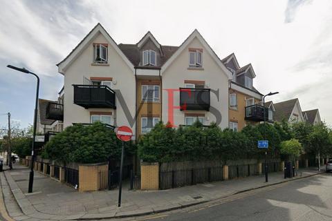 Featherstone Road, Southall, UB2