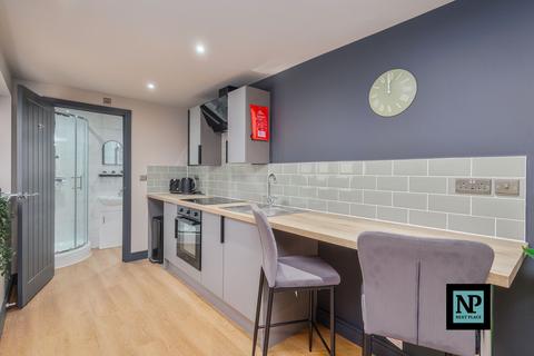 1 bedroom house of multiple occupation to rent, Alfred Street, Tamworth, B79
