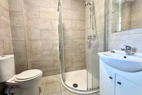 1 bedroom in a house share to rent, Therfield Walk, Dunstable LU5