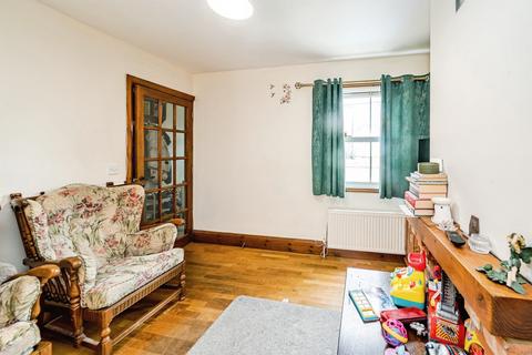 2 bedroom end of terrace house for sale, Walton Green, Aylesbury
