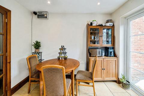 2 bedroom end of terrace house for sale, Walton Green, Aylesbury