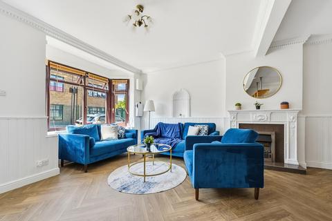 Shipman Road, London, E16