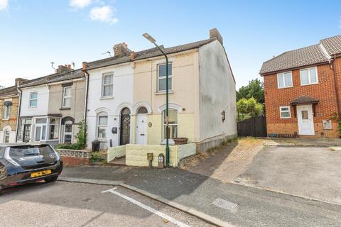 3 bedroom end of terrace house for sale, Kitchener Road, ROCHESTER, Kent, ME2