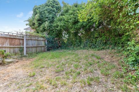 3 bedroom end of terrace house for sale, Kitchener Road, ROCHESTER, Kent, ME2