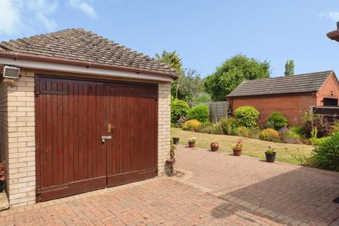 3 bedroom bungalow for sale, Westfield Drive, North Greetwell, Lincoln, Lincolnshire, LN2
