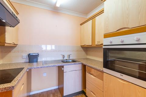 1 bedroom flat for sale, High Street, Maldon