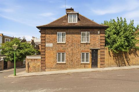 Campden Hill Square, W8