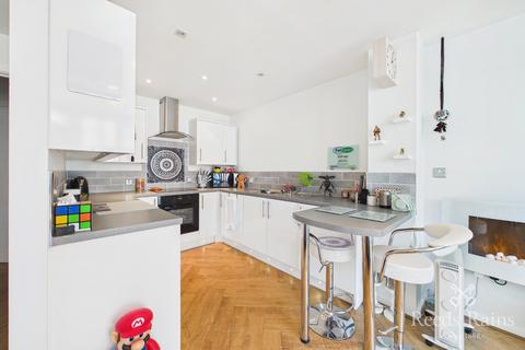 2 bedroom apartment for sale, City Road East, Manchester M15