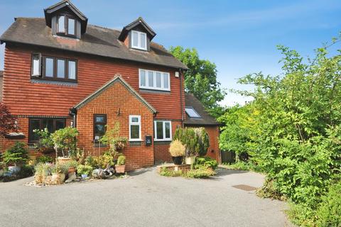 3 bedroom semi-detached house for sale, Brightling Road, Robertsbridge, East Sussex, TN32