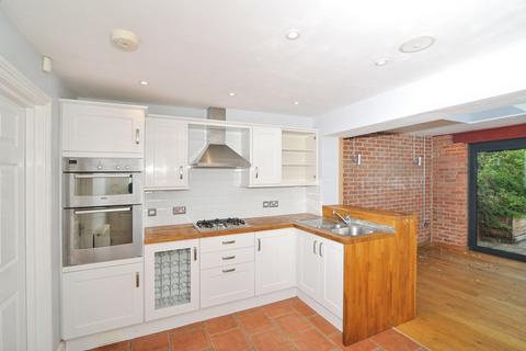 3 bedroom semi-detached house for sale, Brightling Road, Robertsbridge, East Sussex, TN32