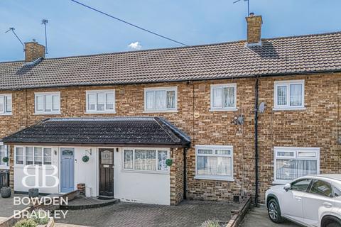 2 bedroom terraced house for sale, Fencepiece Road, Hainault, IG6