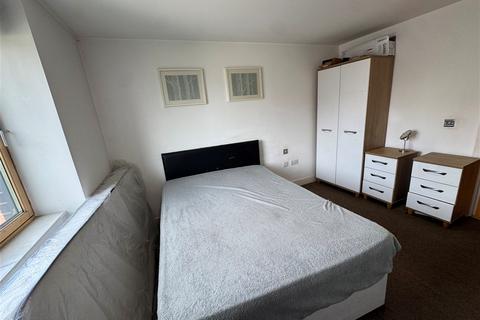 undefined, The Boulevard, LEEDS