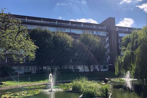 1 bedroom flat for sale, Flat 201 Lemare Lodge, Fair Acres, Bromley, Kent, BR2 9BS