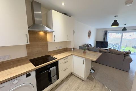 2 bedroom terraced house for sale, Winding Way, Darlington