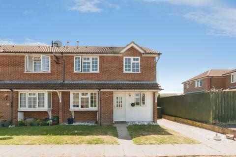 2 bedroom end of terrace house for sale, Snowdon Close, Eastbourne