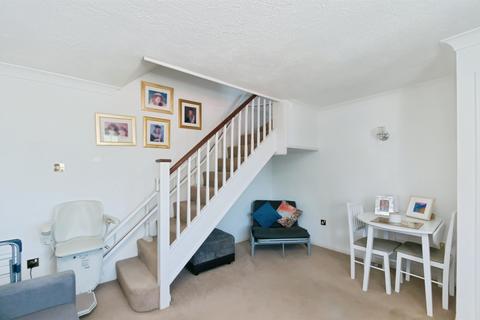 2 bedroom end of terrace house for sale, Snowdon Close, Eastbourne