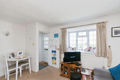 2 bedroom end of terrace house for sale, Snowdon Close, Eastbourne