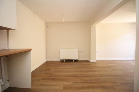 undefined, Flat 6, 11a Waunrhydd Road, Tonyrefail, Porth, CF39 8EN