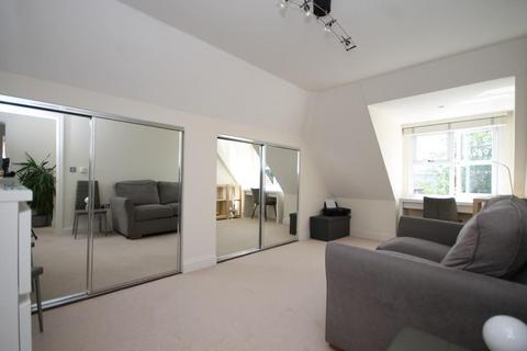 2 bedroom apartment for sale, CHURCH ROAD, BOOKHAM, KT23