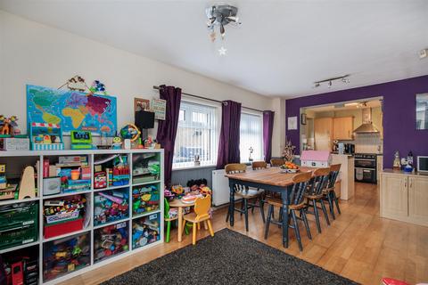 5 bedroom detached house for sale, Pinewood Avenue, North Gosforth, NE13