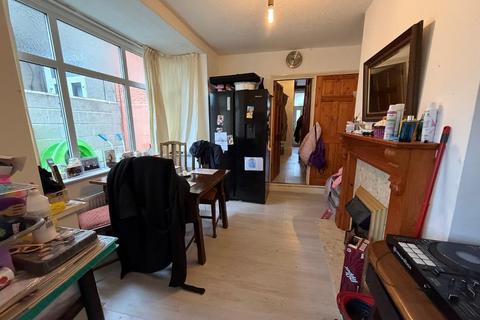 3 bedroom end of terrace house for sale, Sandringham Street, Hull, HU3 6EB