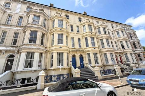 2 bed flat/apartment for rent in Lascelles Mansions 8-10, Eastbourne BN21