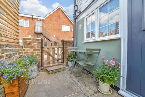 2 bedroom end of terrace house for sale, Crane Lane, Cranbrook TN17