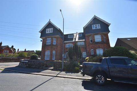 2 bed flat/apartment for rent in Charles Road West, St Leonards-On-Sea TN38