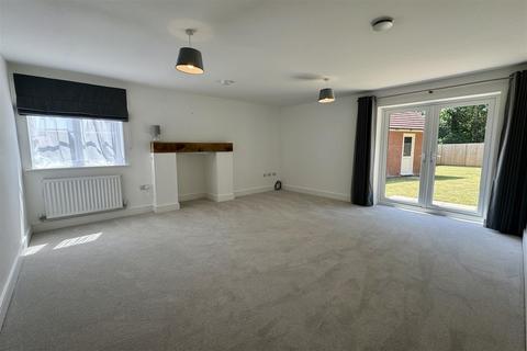 2 bedroom detached bungalow for sale, Wormley, Godalming