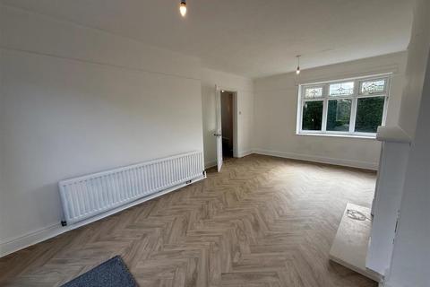 2 bedroom semi-detached house to rent, Langdale Crescent, Middlesbrough.