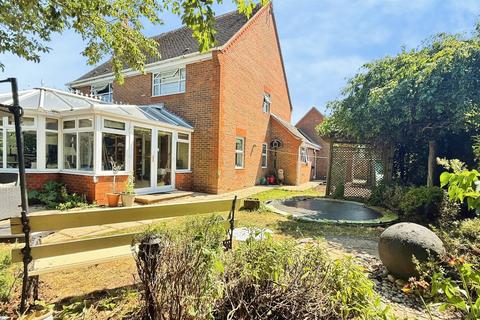 4 bedroom detached house for sale, Chestnut Close, Ettington, STRATFORD-UPON-AVON