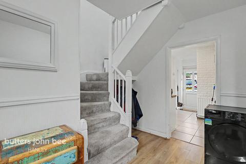 3 bedroom semi-detached house for sale, Hanley Road, Sneyd Green, ST6 1RE