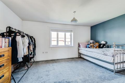 2 bedroom semi-detached house for sale, Barnsley Close, Tadpole Garden Village, Swindon
