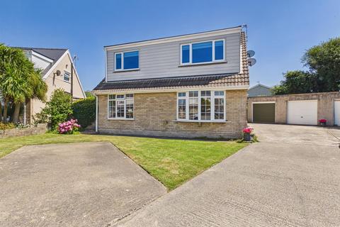 2 bedroom apartment for sale, Skomer Close, Porthcawl CF36