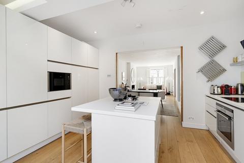 4 bedroom terraced house to rent, Radnor Walk, London, SW3
