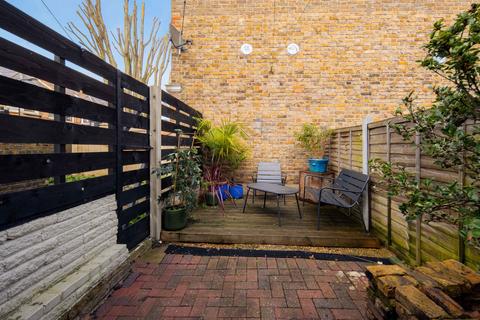 3 bedroom maisonette for sale, Francis Road, London, E10