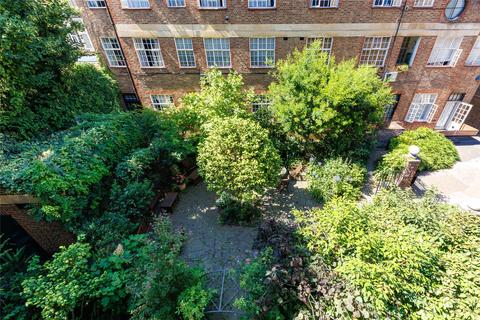 1 bedroom flat for sale, Kings Court South, Chelsea Manor Gardens, London, SW3