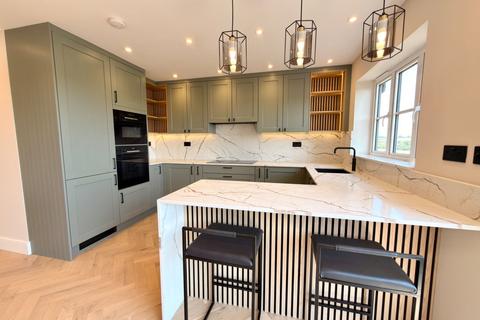 4 bedroom detached house for sale, Green End, Ware SG11