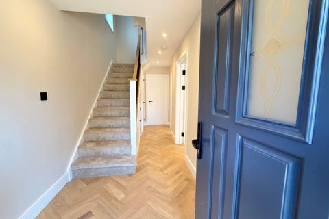 4 bedroom detached house for sale, Green End, Ware SG11