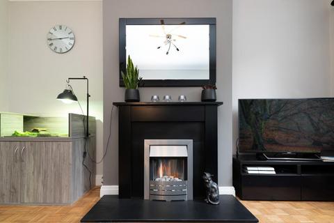 2 bedroom house for sale, Forest Glade, Highams Park