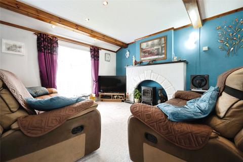 2 bedroom detached house for sale, Half Moon Lane, LUTON, Bedfordshire, LU1