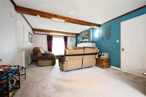 2 bedroom detached house for sale, Half Moon Lane, LUTON, Bedfordshire, LU1