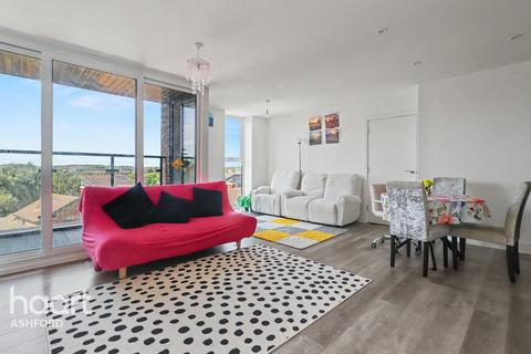 2 bed flat/apartment for rent in Godinton Road, Ashford