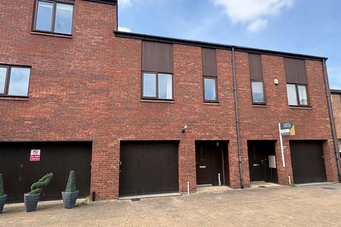 3 bedroom terraced house for sale, Ilderton Road, Stockton-On-Tees