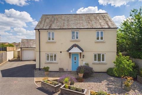 3 bedroom detached house for sale, Budd Close, North Tawton, Devon