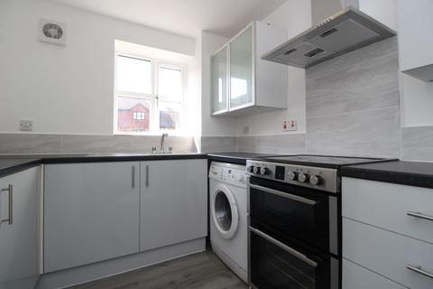 2 bedroom apartment to rent, Marmet Avenue, Letchworth Garden City, SG6
