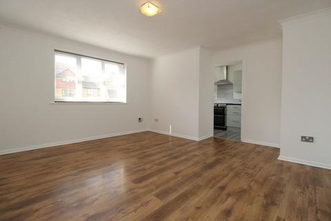 2 bedroom apartment to rent, Marmet Avenue, Letchworth Garden City, SG6