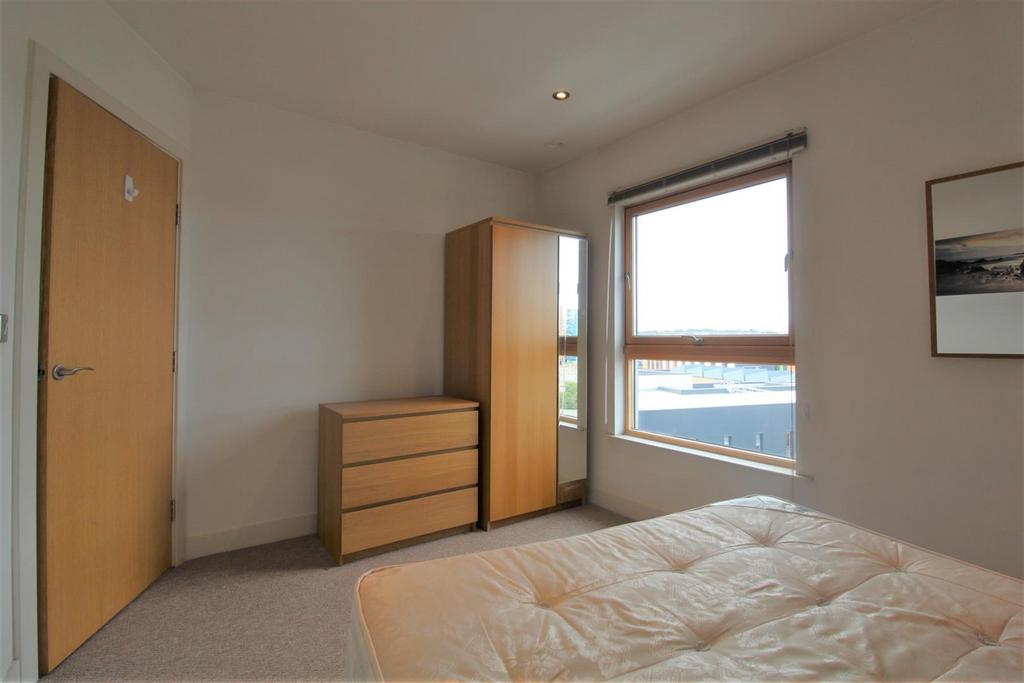 Chadwick Street, Leeds Dock, LS10 - More