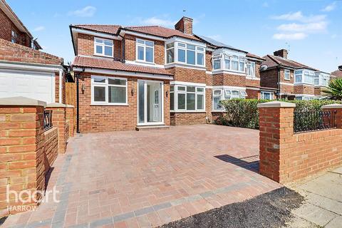 4 bedroom semi-detached house for sale, Kynance Gardens, Stanmore